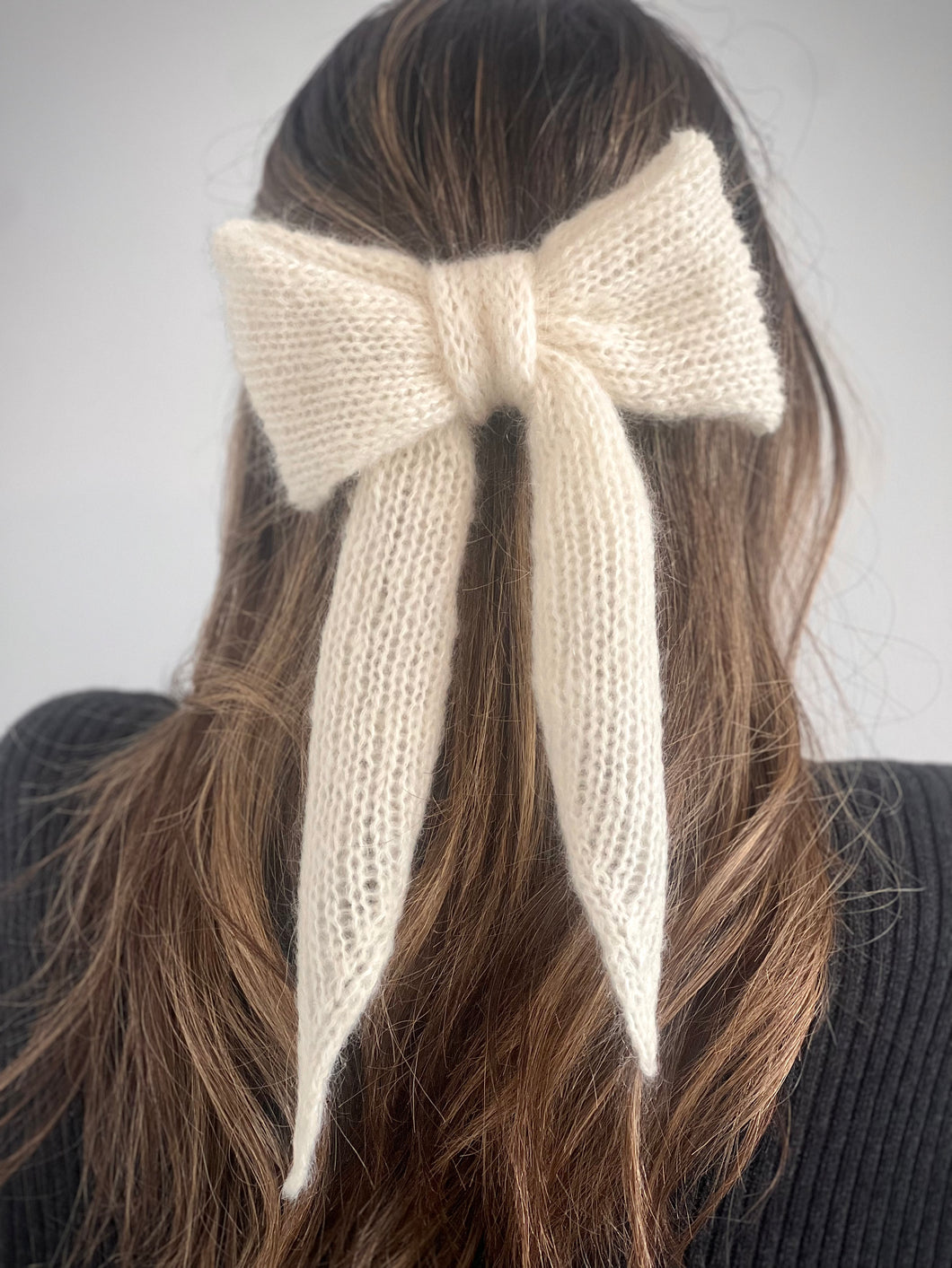 Cora Mohair Bow